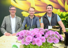 Kees Gram and Tjomme Gerbranda of Royal van Zanten were visited Nick Prettejohn (right) of Interplant.